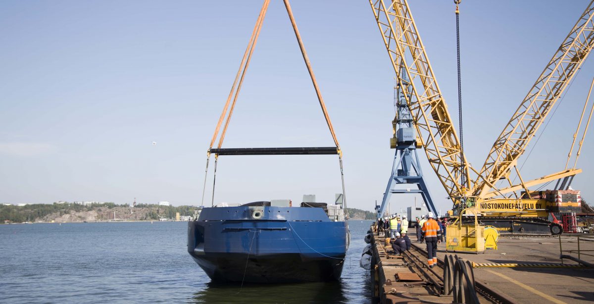 The world’s first motorised detachable icebreaking bow launched